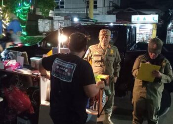 Satpol PP Bontang Nyaris Bentrok dengan Pedagang Kopi di Bilangan Jalan Ahmad Yani