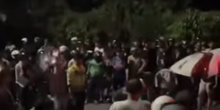 Pengedara Motor di Jalan Ciptomangunkusumo Meninggal Dunia Setelah Dilindas truk towing