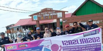 Melalui Program Plesiran, Disdukcapil Bontang Beri Layanan Kependudukan ke Warga Pesisir