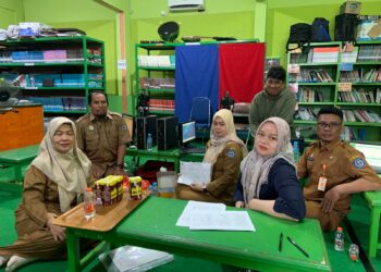 Jemput Bola Ke Sekolah, Disdukcapil Bontang Gencarkan Rekam KTP Pelajar