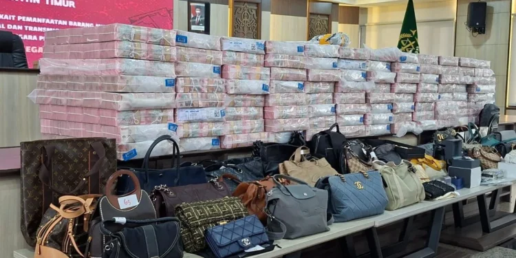 Kejati Kaltim Sita Uang Rp214 Miliar dan Barang Mewah Dugaan Kasus Korupsi PT Jembayan Muarabara Group