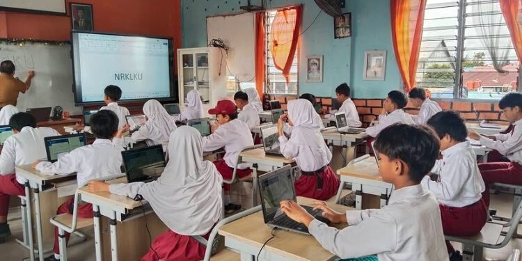 Disdikbud Bontang Dorong Transformasi Pembelajaran Digital di Sekolah