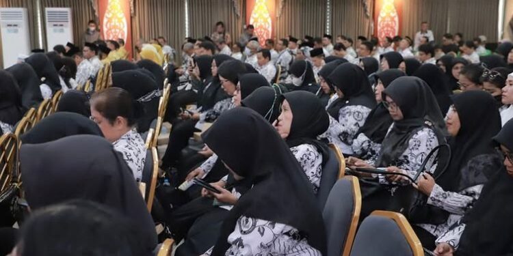 Disdikbud Bontang Ingatkan Kebersamaan Guru Harus Terus Dijaga