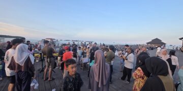 Kunjungan Wisatawan Melonjak, Pelataran Bontang Kuala Jadi Magnet Baru Pariwisata
