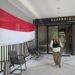 Bapperida Bontang Semarakkan HUT ke-81 RI, Pasang Bendera Merah Putih di Kawasan Kantor